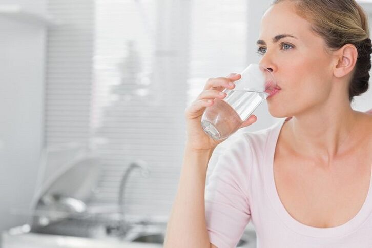 Trinkwasser auf ketogene Diät